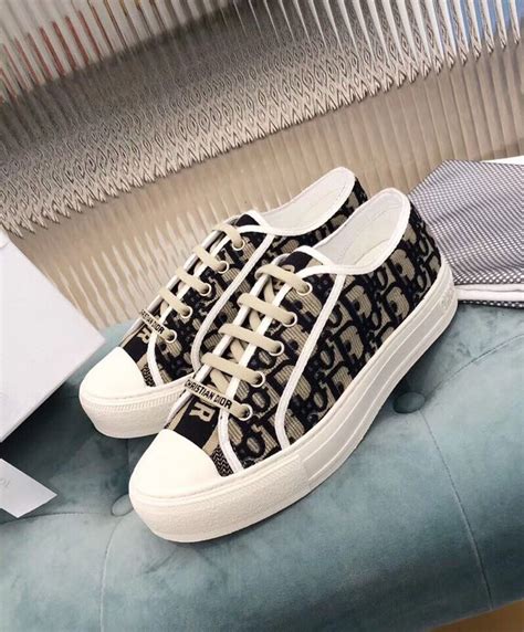 basket dior monogram